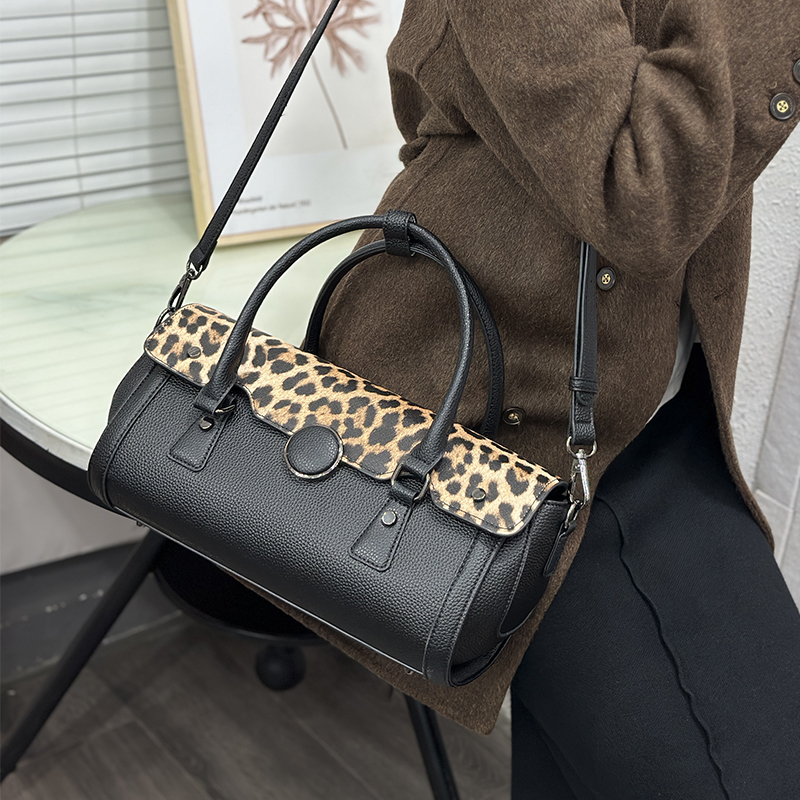Borsa Vintage con Stampa Leopa - Luxury Bags Vegan Leather recensione e prezzo